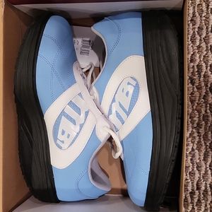 Masai Barefoot Technology MBT Sneaker/Shoes NWT